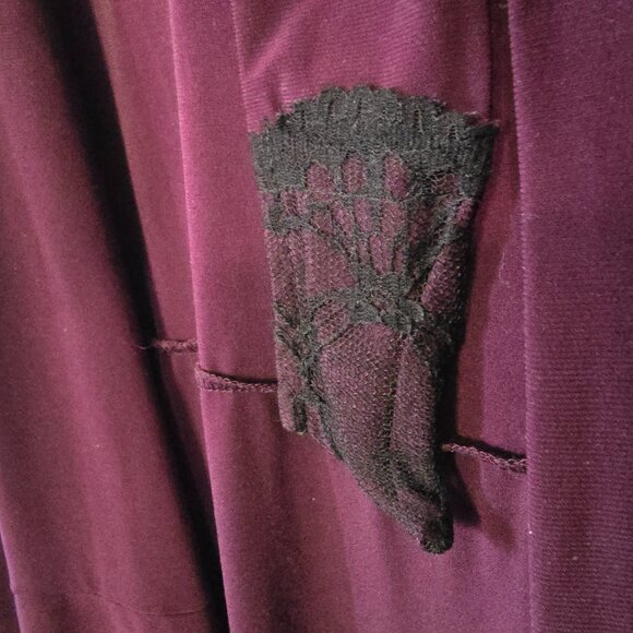 Kiyonna - Women's Size 3X True Wrap Dress - Plum Purple with Black Lace Details - Picture 4 of 8